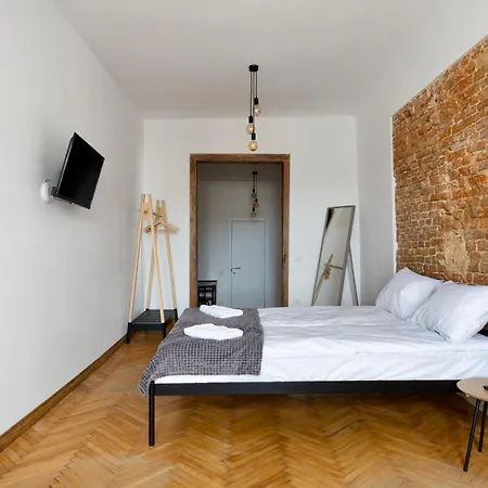 Апартаменти На Площі Ринок 3 Lviv Exterior photo