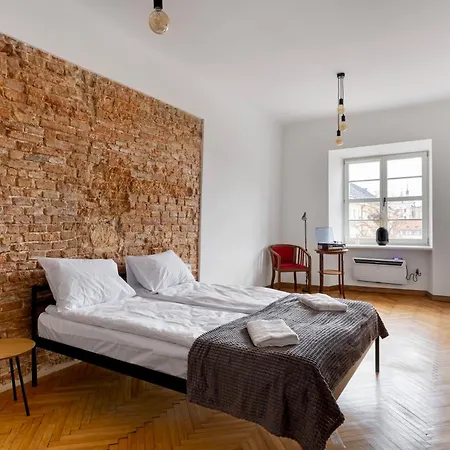 Апартаменти На Площі Ринок 3 Lviv Exterior photo