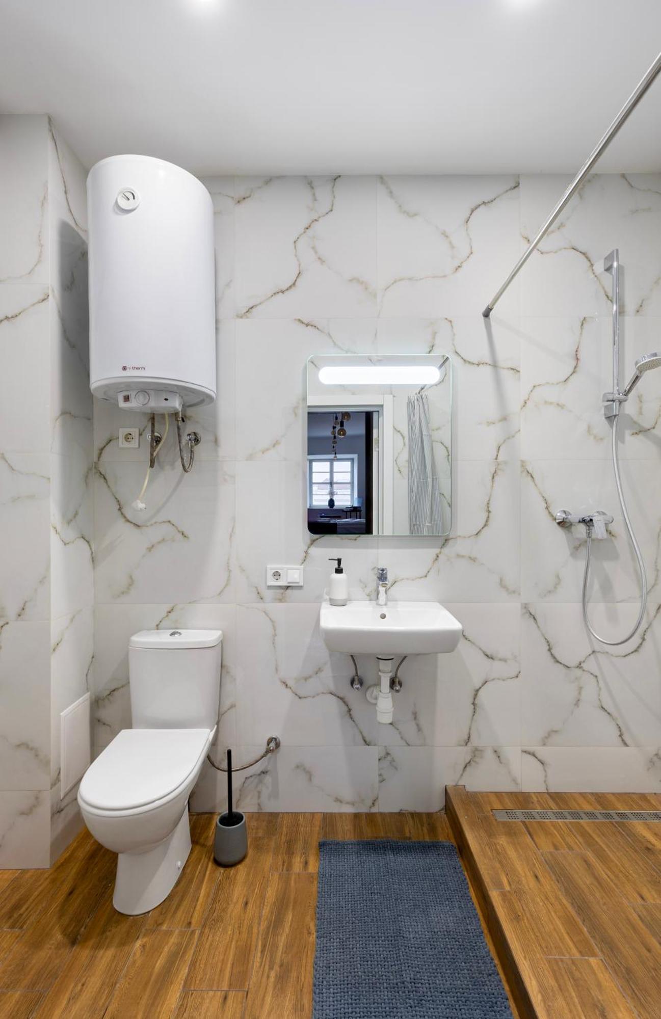 на площі ринок 3 Apartment *